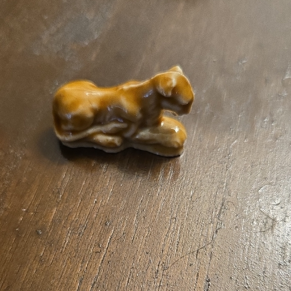 Ceramic Cheetah Figurine